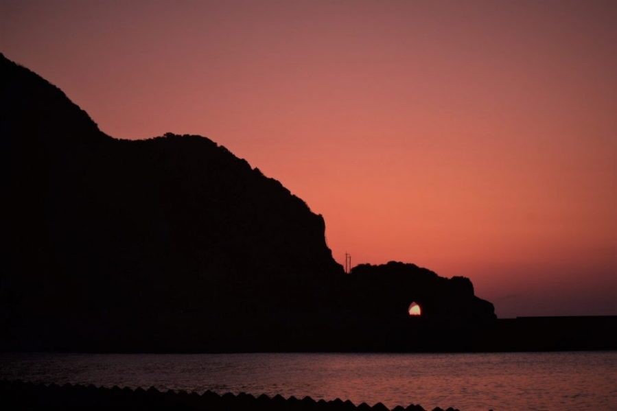 奄美大島、夕日、かかんばな、龍の目